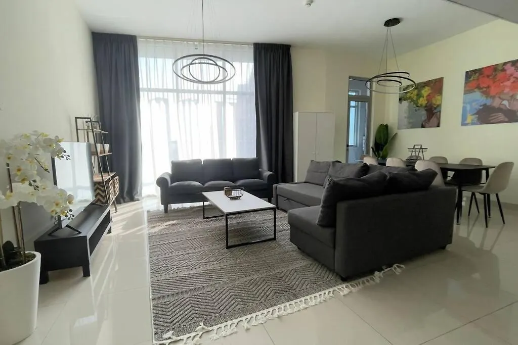 Premium Location, Cozy Apartment Dubai United Arab Emirates