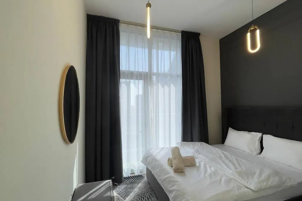 Premium Location, Cozy Apartment Dubai